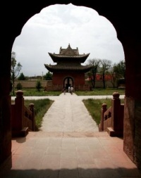 File:200px-Qutan Temple.jpg